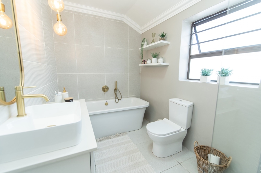 4 Bedroom Property for Sale in Walmer Heights Eastern Cape